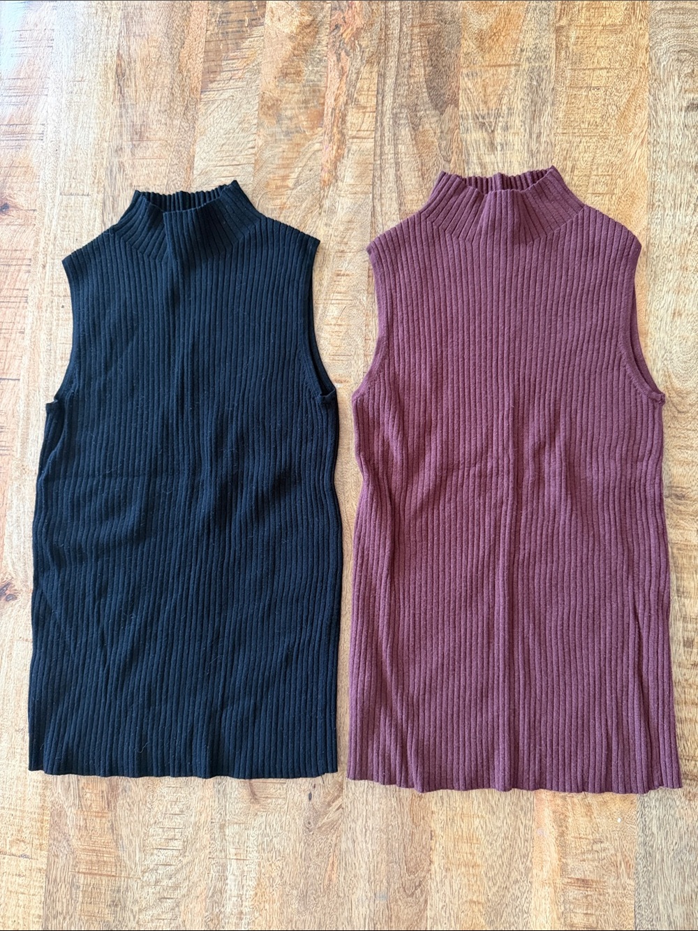 Ann Taylor Ribbed Sleeveless Mock Neck Tank - Black & Burgundy